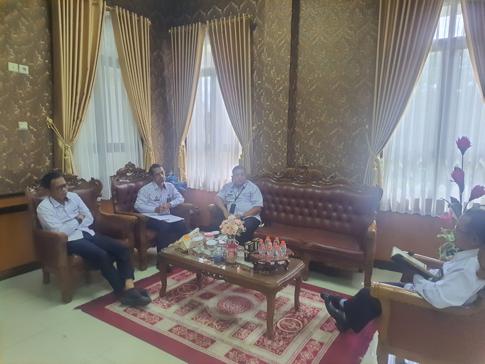 rapat2